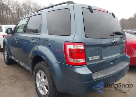 2012 Ford Escape Xlt z USA, uszkodzony, nr VIN 1FMCU0D77CKA02079